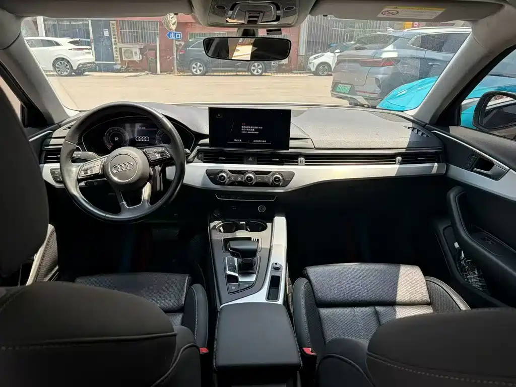 Audi A4L 2022