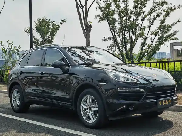 Porsche Cayenne 2012