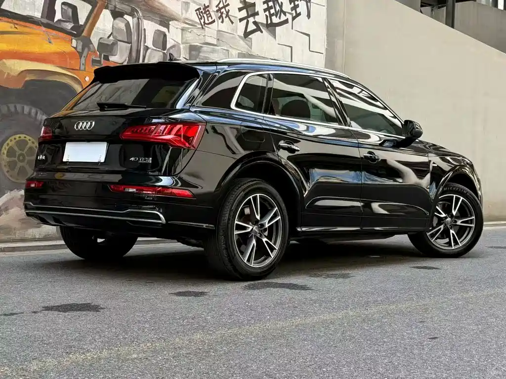 Audi Q5L 2019 — фото 2