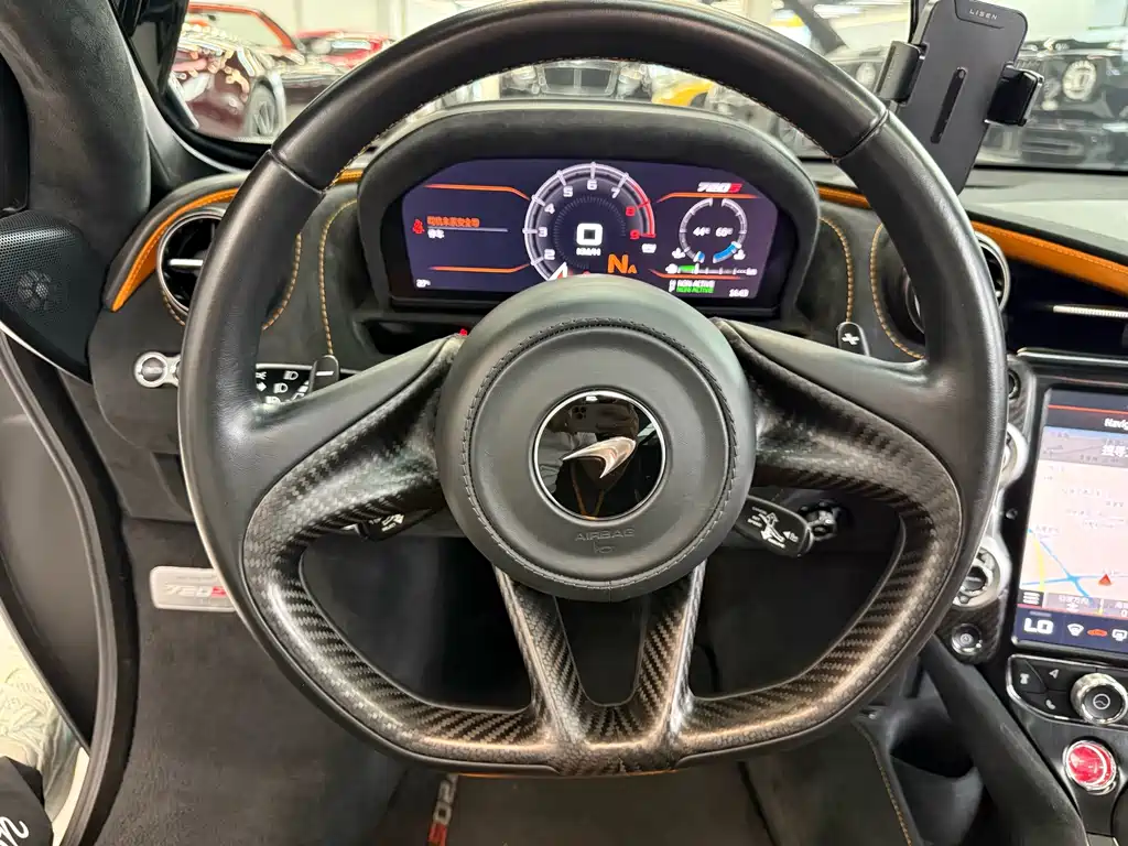 McLaren 720S 2018 — фото 8