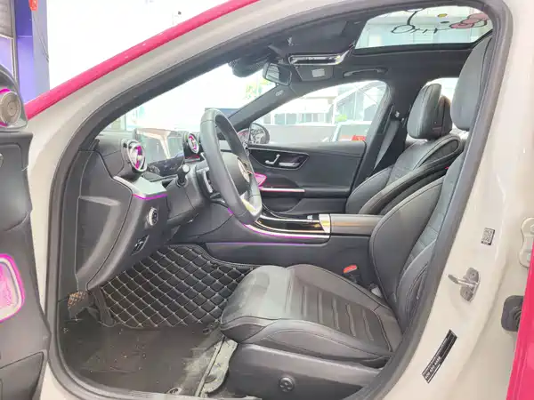 Mercedes-Benz C-Class 2023