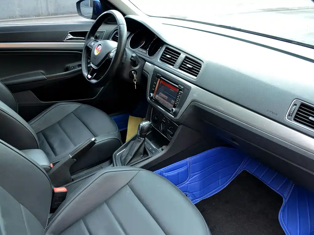 Volkswagen Gran Lavida 2015 — фото 15