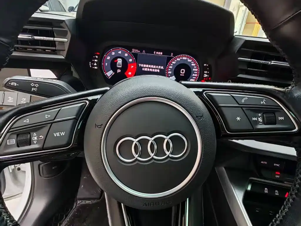 Audi A3 2022 — фото 18