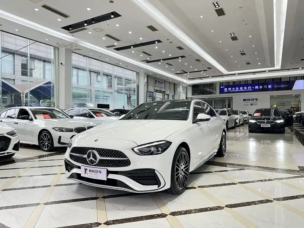 Mercedes-Benz C-Class 2022 — фото 2