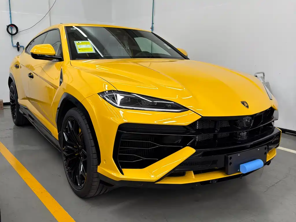 Lamborghini Urus SE — фото 2