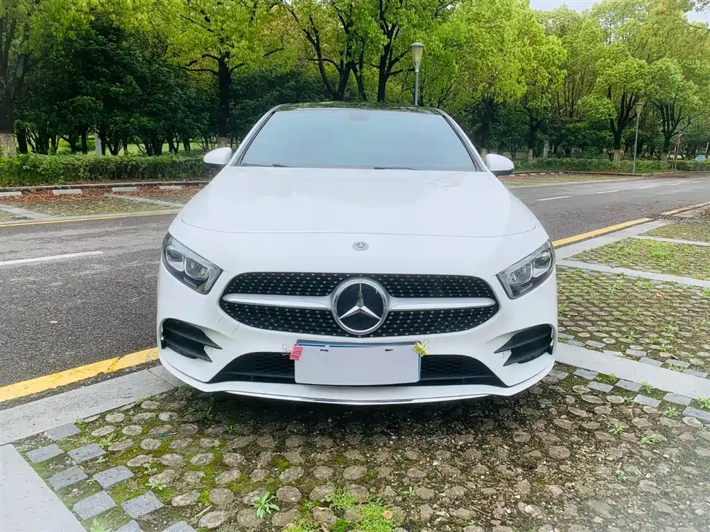 Mercedes-Benz A-Class 2020 — фото 3