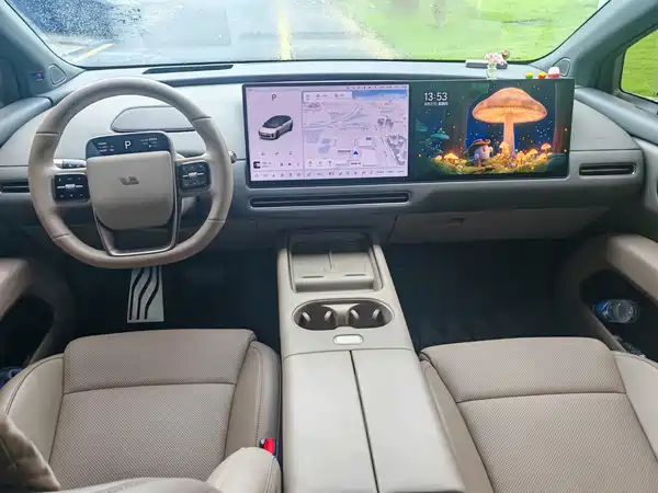 Li Auto i6 2026