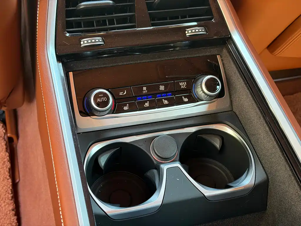 BMW 7 Series 2022 — фото 20