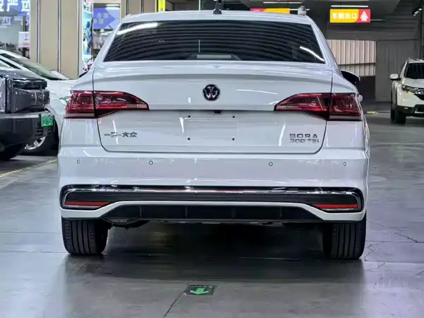 Volkswagen Bora 2023