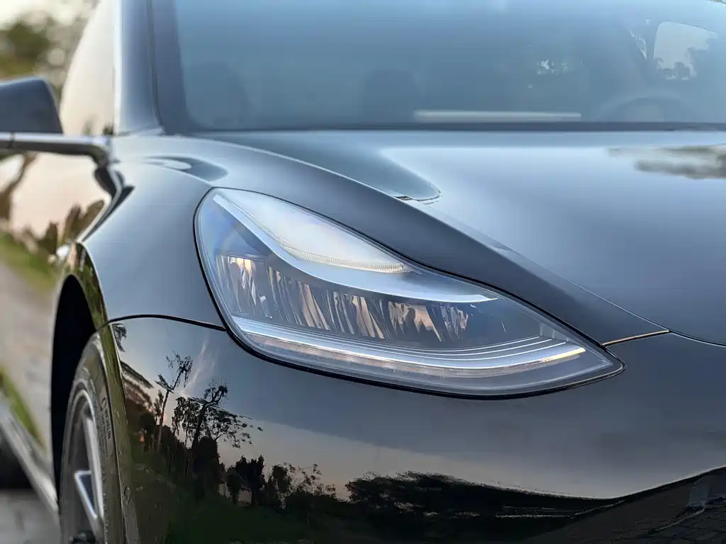 Tesla Model 3 2020 — фото 20