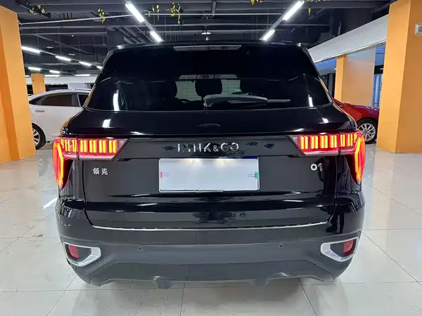Lynk & Co 01 2019
