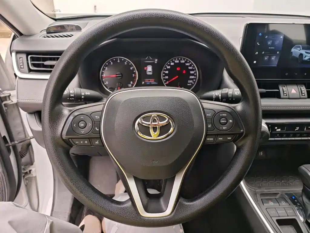 Toyota RAV4 2023