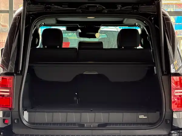Toyota Prado 2025