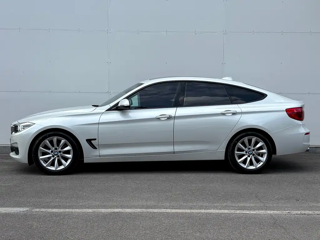 BMW 3 Series GT 2018 — фото 3