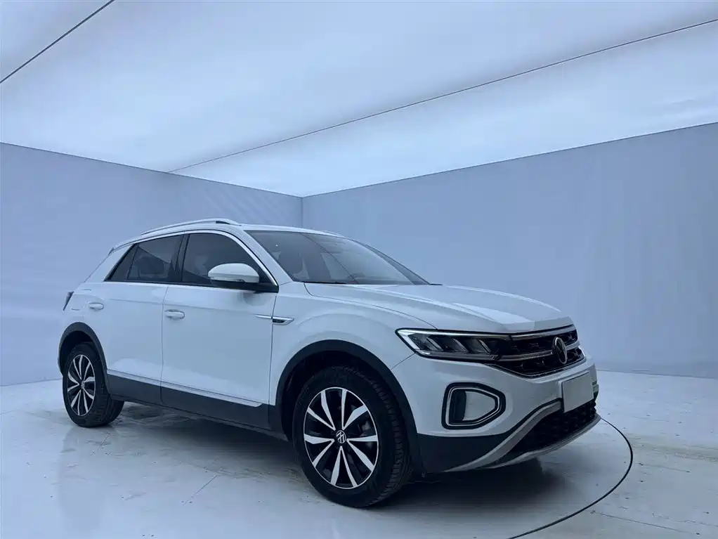 Volkswagen T-Roc 2024 — фото 3