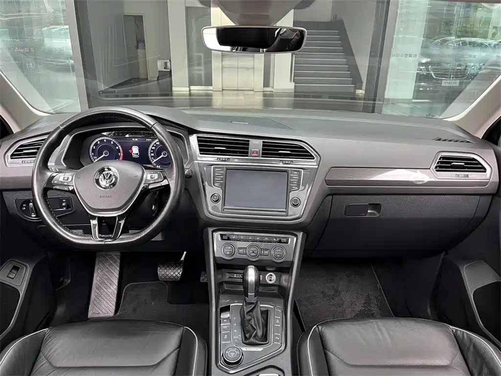 Volkswagen Tiguan 2016 — фото 6