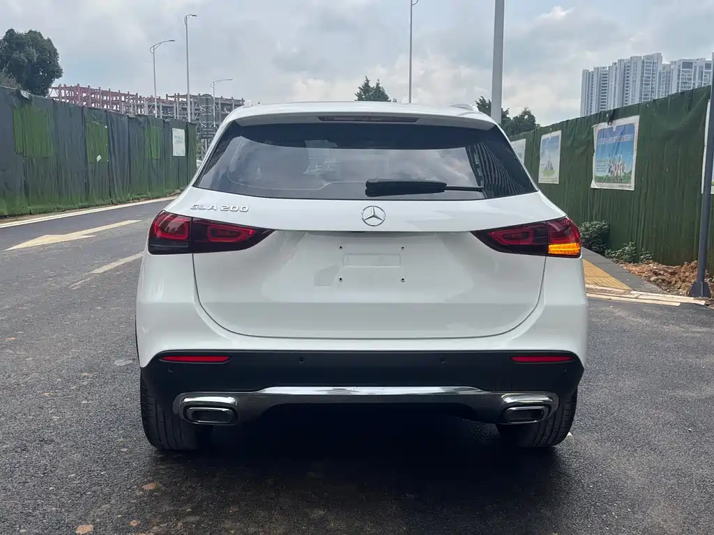 Mercedes-Benz GLA 2021 — фото 16