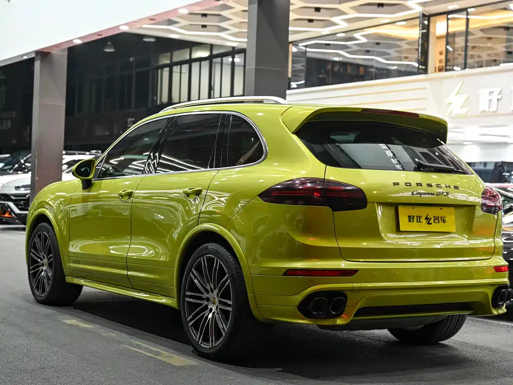 Porsche Cayenne 2015 — фото 4
