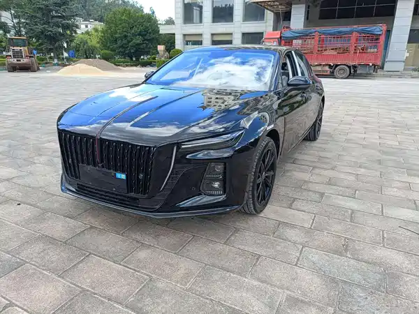 Hongqi H5 2025