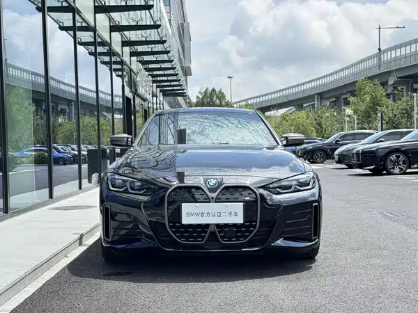 BMW i4 2024