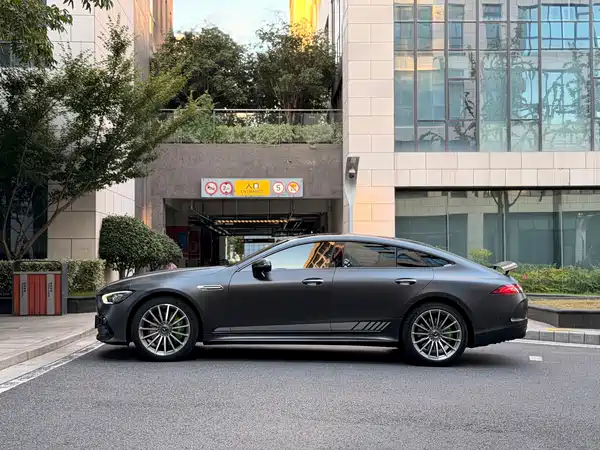 Mercedes-Benz AMG GT 2022