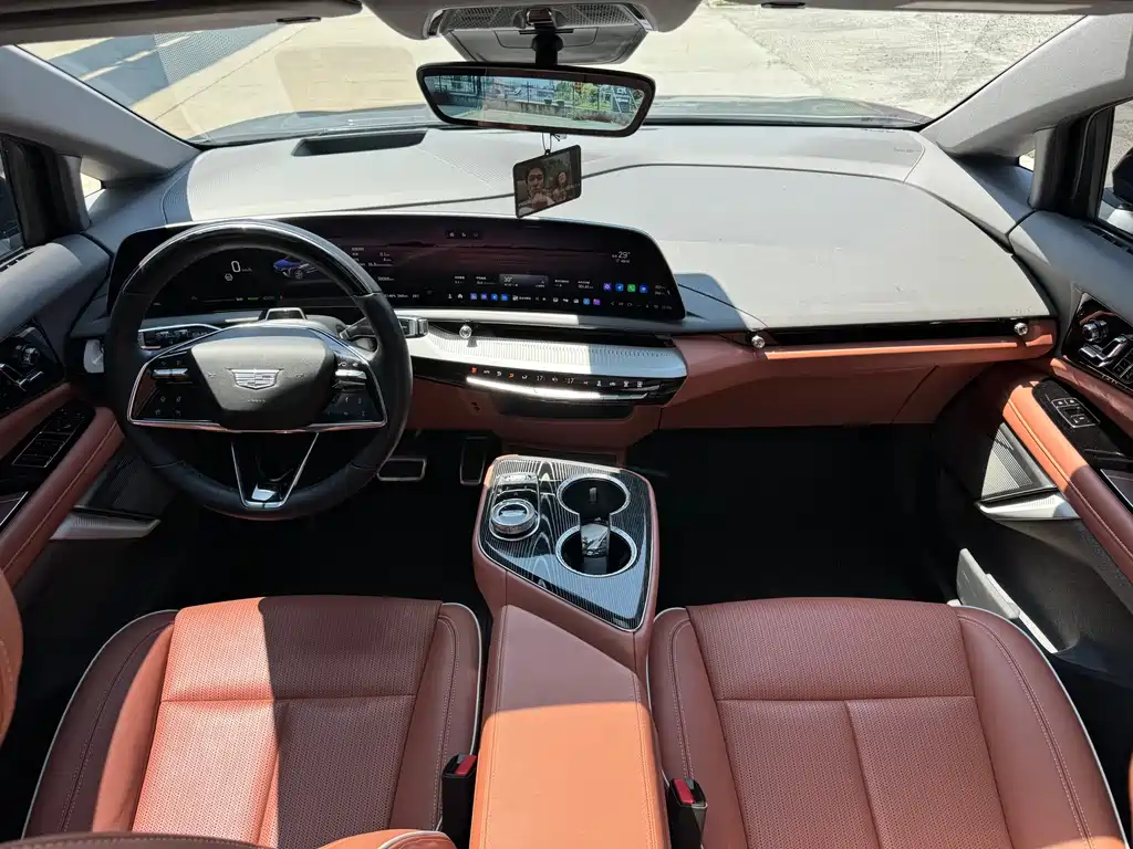 Cadillac IQ 2024