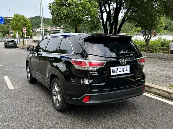Toyota Highlander 2016