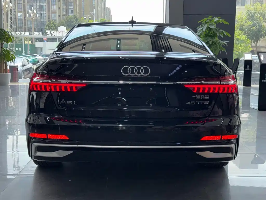 Audi A6L 2024 — фото 11
