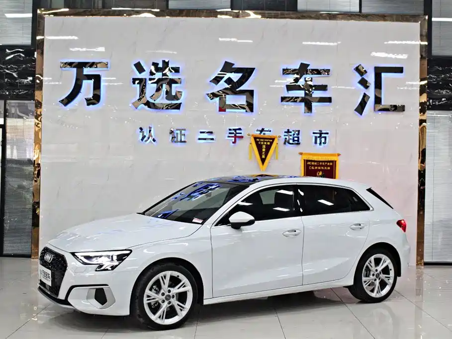 Audi A3 2021 — фото 1