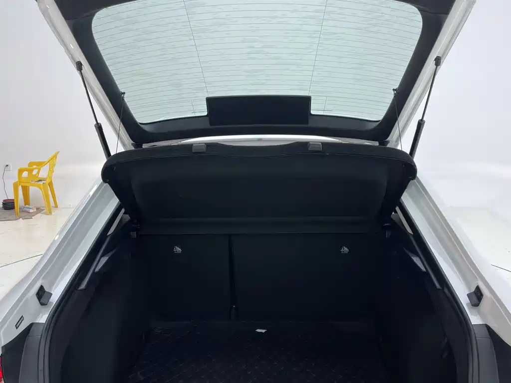 Skoda Octavia 2022 — фото 23