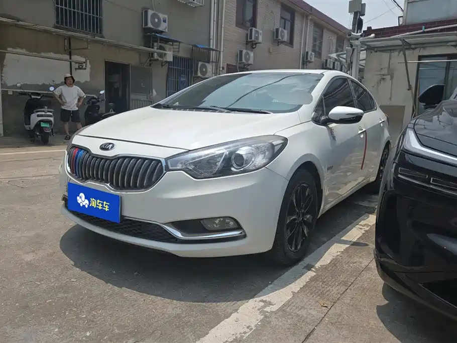 Kia K3 2016