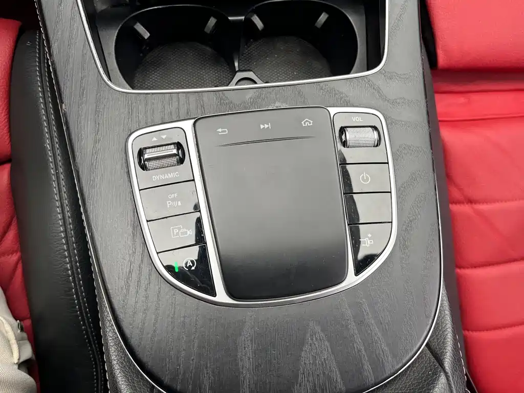 Mercedes-Benz E-Class 2020 — фото 17
