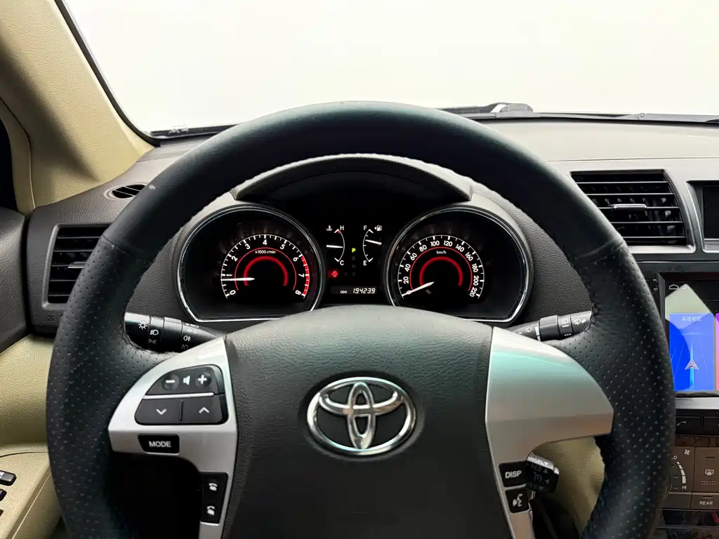 Toyota Highlander 2013 — фото 4