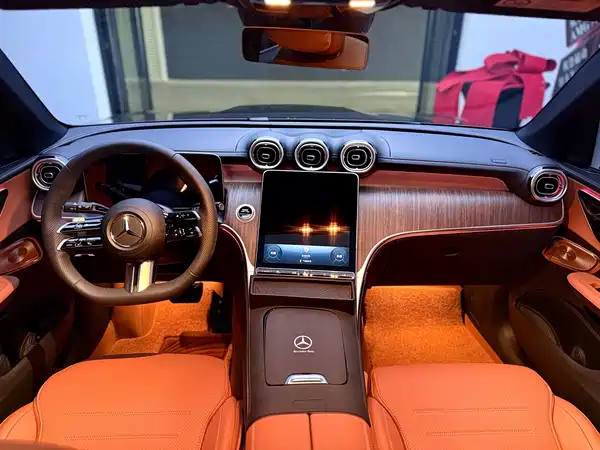 Mercedes-Benz GLC 2026