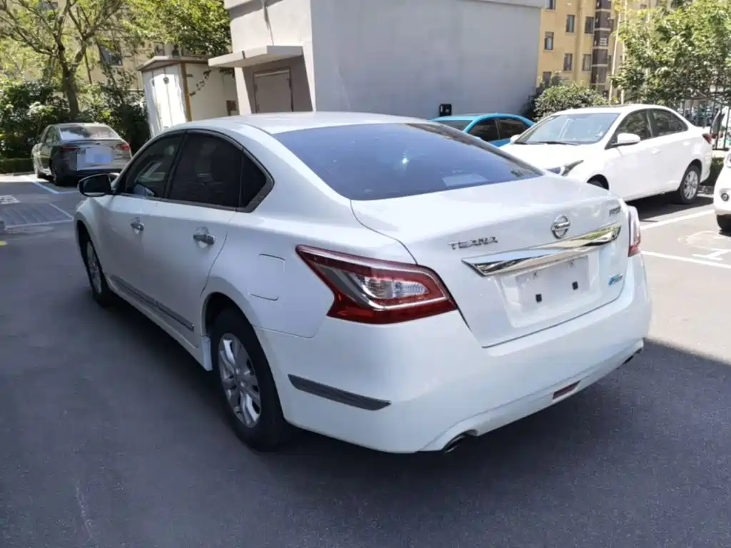 Nissan Teana 2015