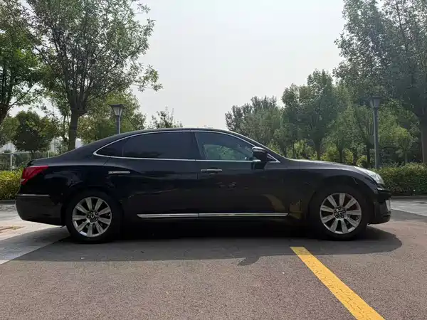 Hyundai Equus 2011