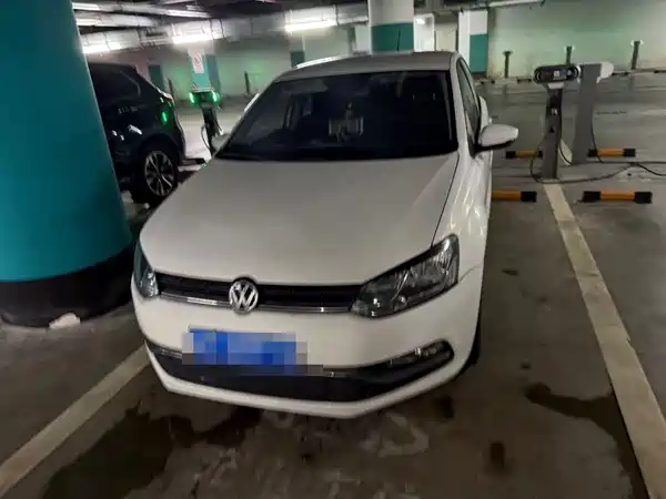 Volkswagen Polo 2016