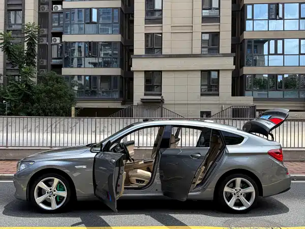 BMW 5 Series GT 2010