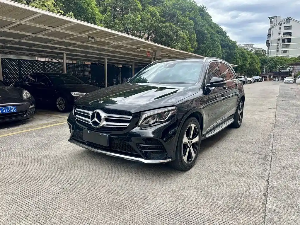 Mercedes-Benz GLC 2019 — фото 1