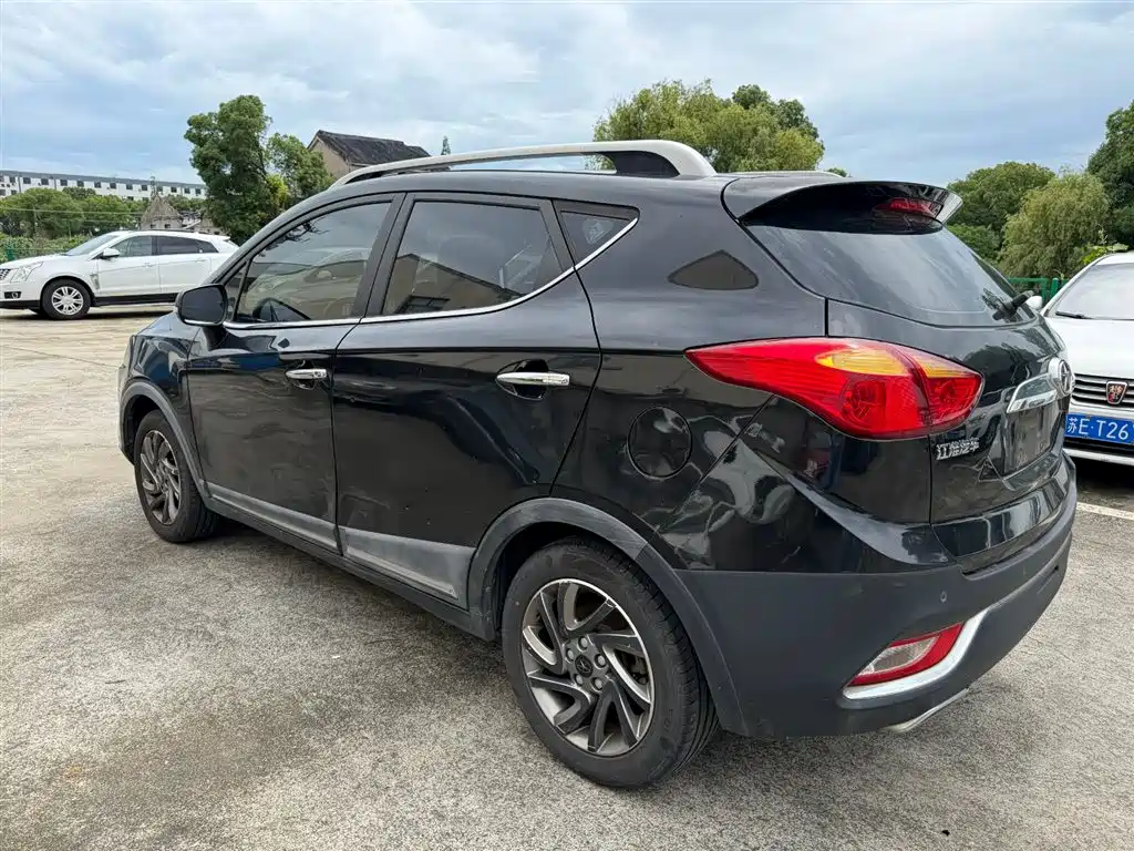 JAC Refine S3 2016