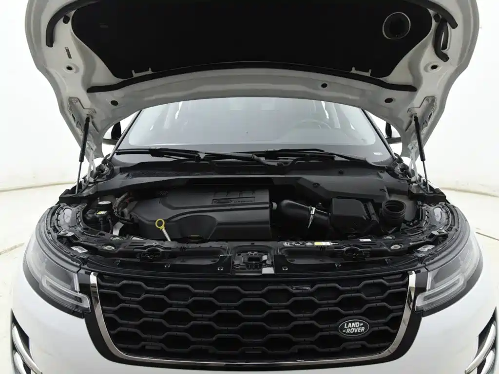 Land Rover Range Rover Evoque 2023 — фото 12