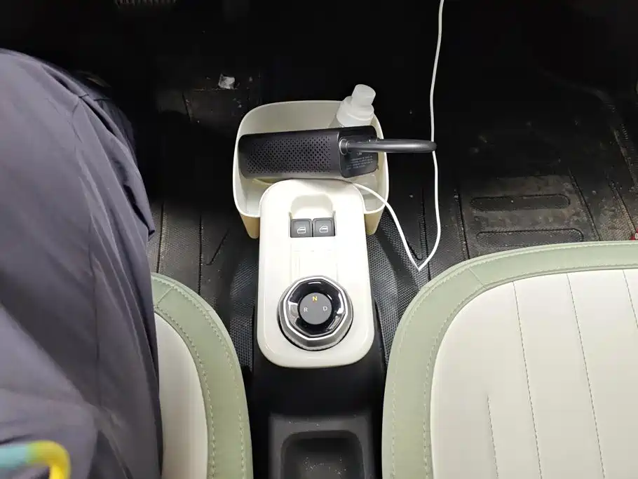 Geely Galaxy Panda 2025 — фото 16