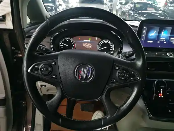 Buick GL8 2021