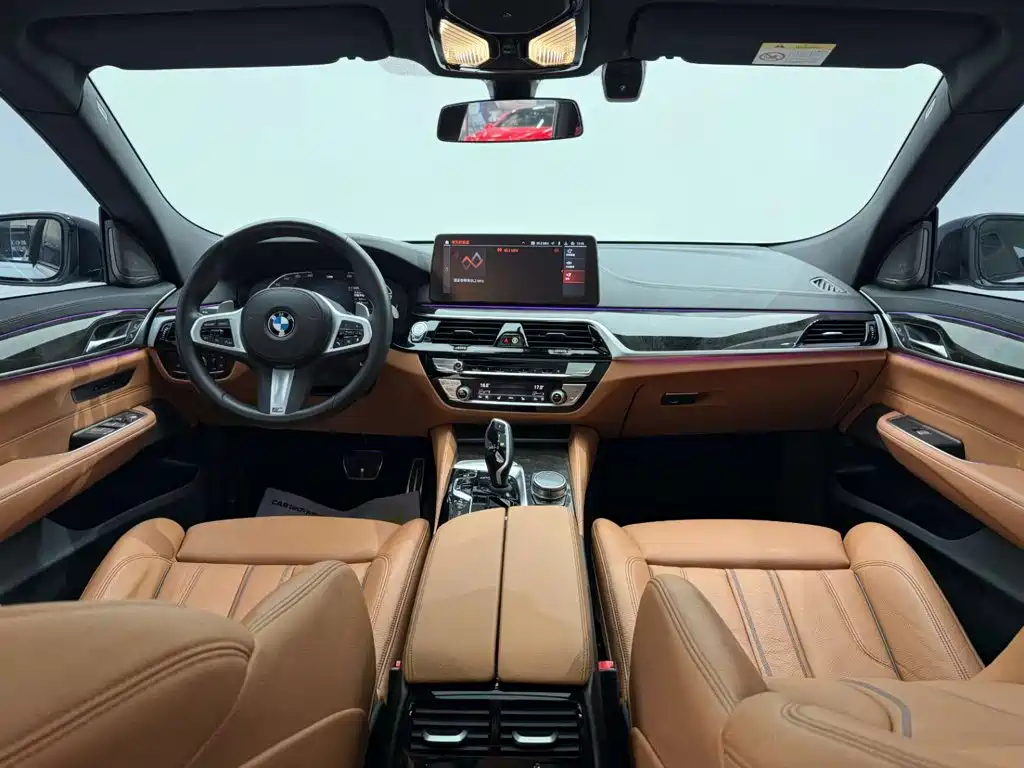 BMW 6 Series GT 2023 — фото 25
