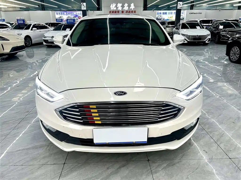 Ford Mondeo 2018 — фото 2