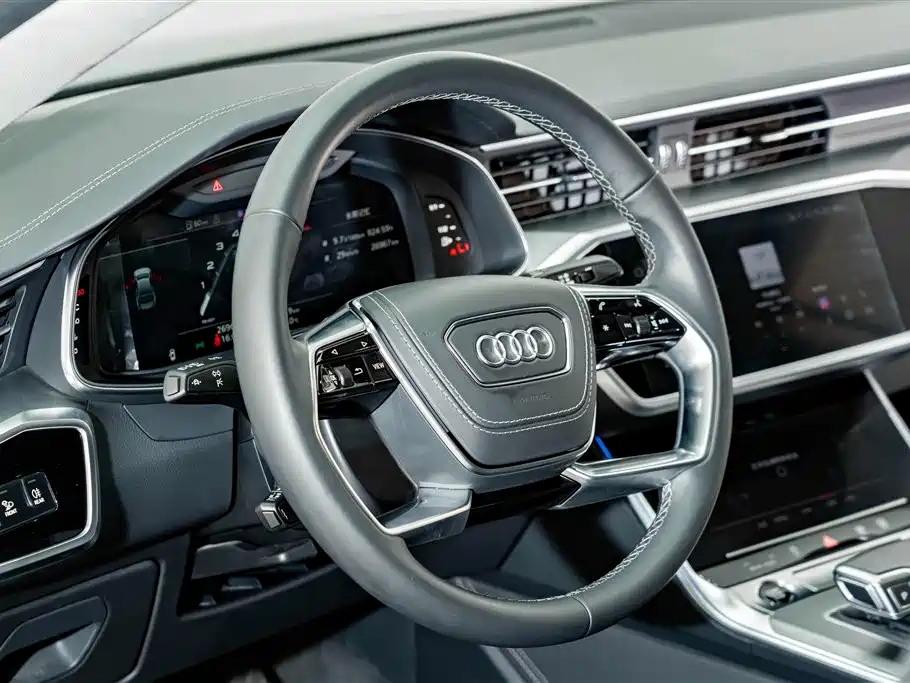 Audi A7L 2025 — фото 10