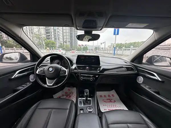 BMW 1 Series 2021