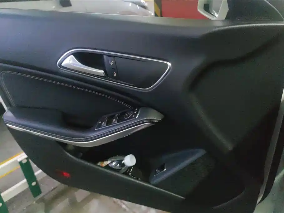 Mercedes-Benz CLA 2017