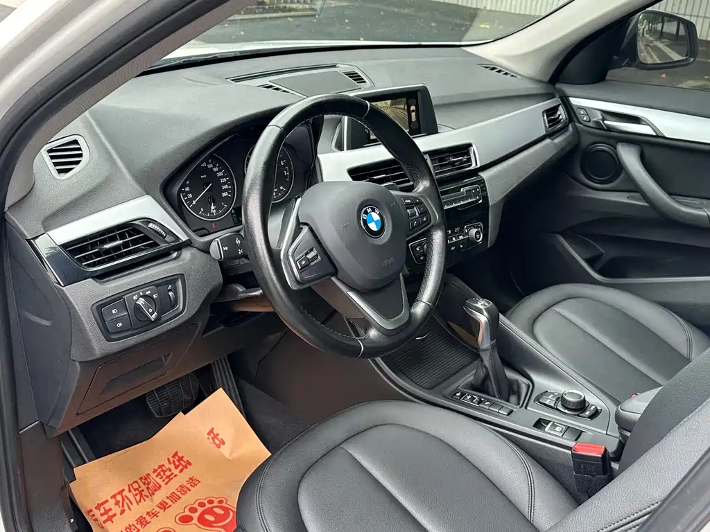 BMW X1 2017 — фото 9