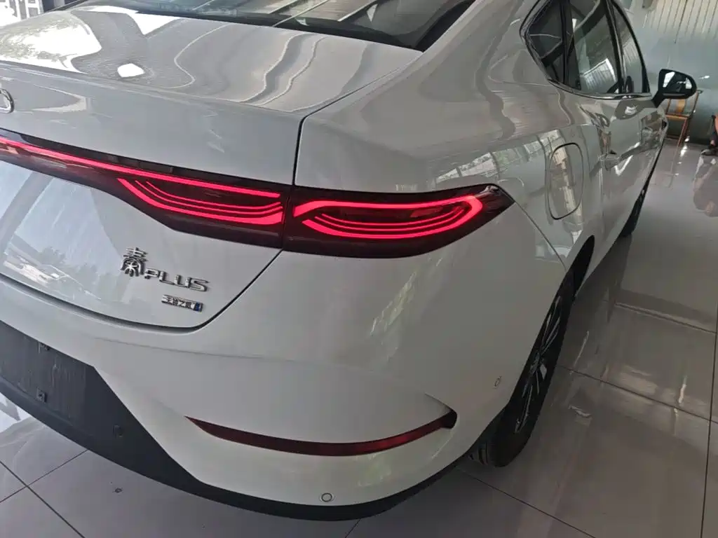 BYD Qin PLUS 2025 — фото 8